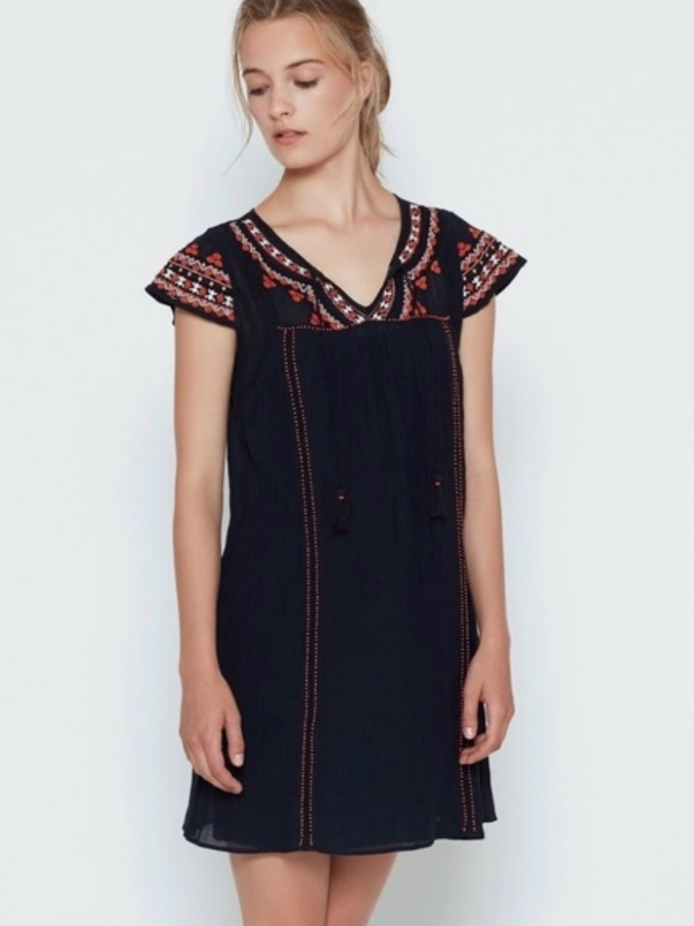 Joie Picrite Mini Dress Caviar Beaded Embroidered Black Lined Boho Sz S